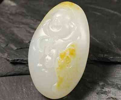 二、和田玉青海玉和俄料的區(qū)別是什么呢