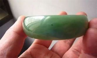 珠寶一萬號 碧玉種類繁多,和田碧玉只是其中一種