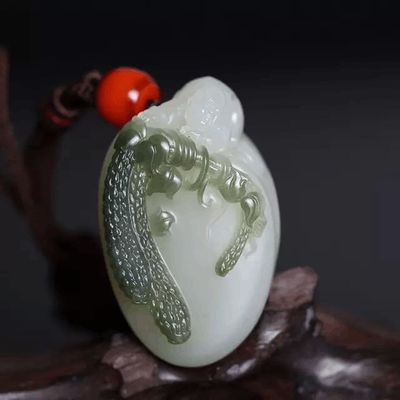 和田玉中的黑馬——翠青料，你真的了解嗎？